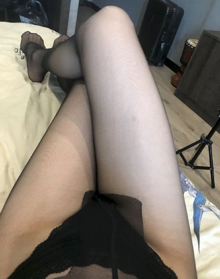 海滩厕所偷窥