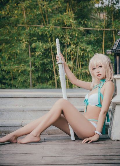 年轻的小姨子完整版