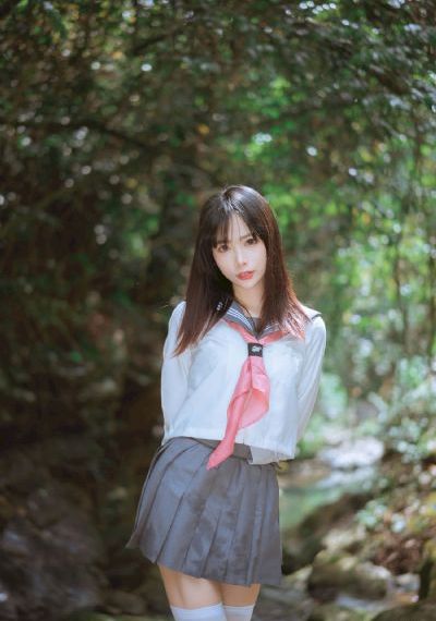裤袜视界免费观看